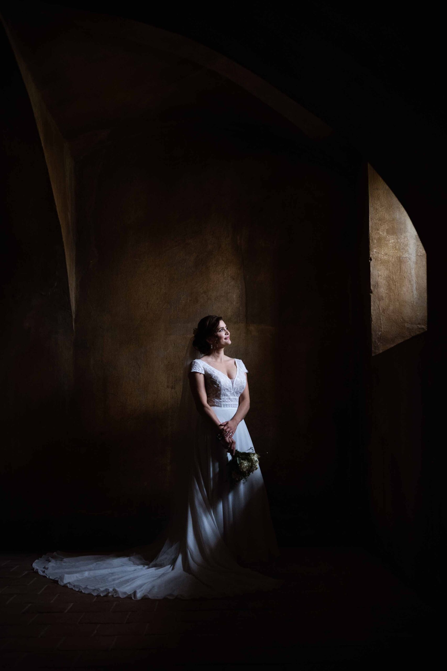 greek_wedding_czech_royal_crown_castle_near_prague_fotofaweddings_photographer