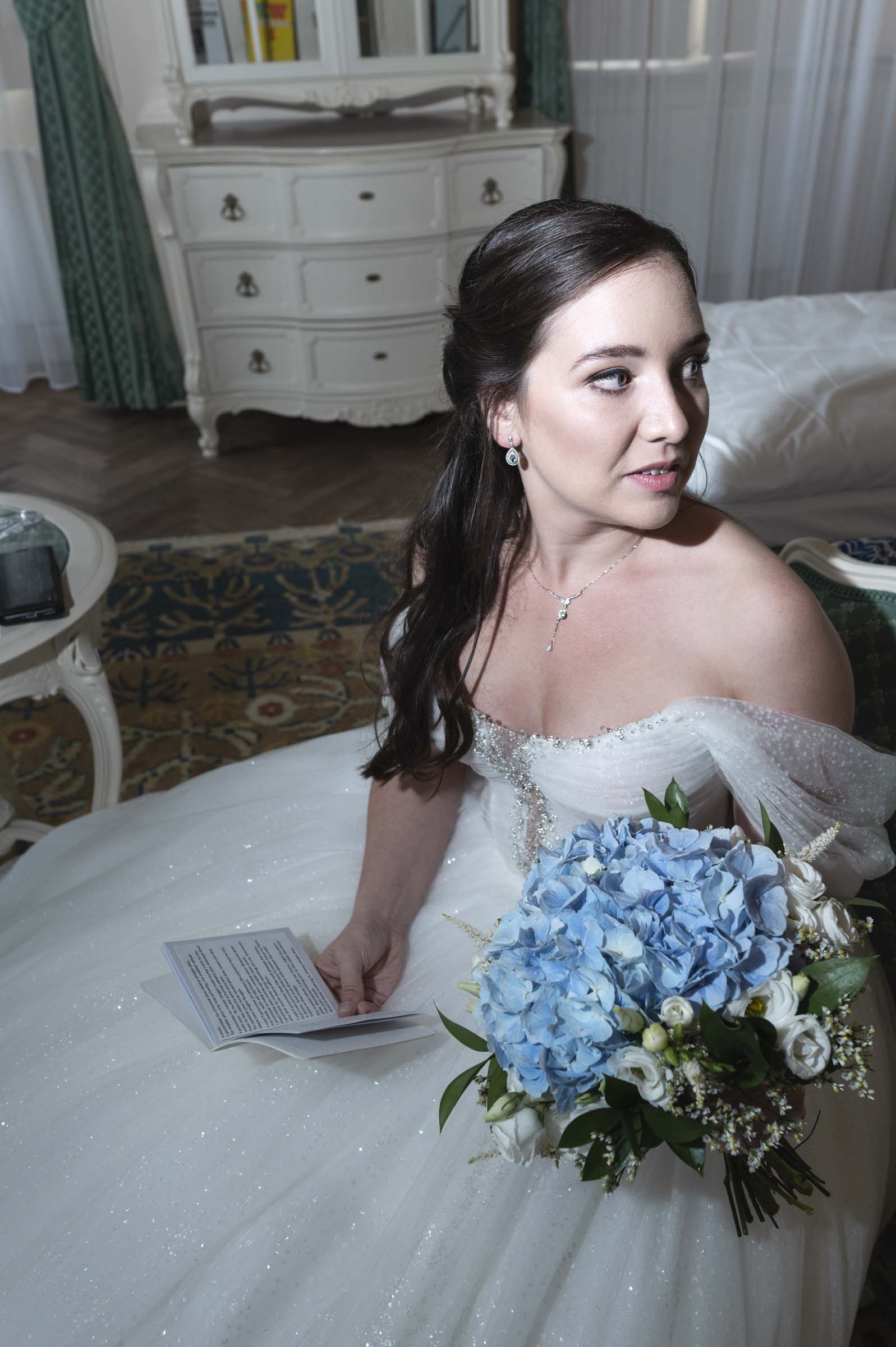 Sophisticated wedding editorial photography at Chateau Liblice by Zuzana Fajmon